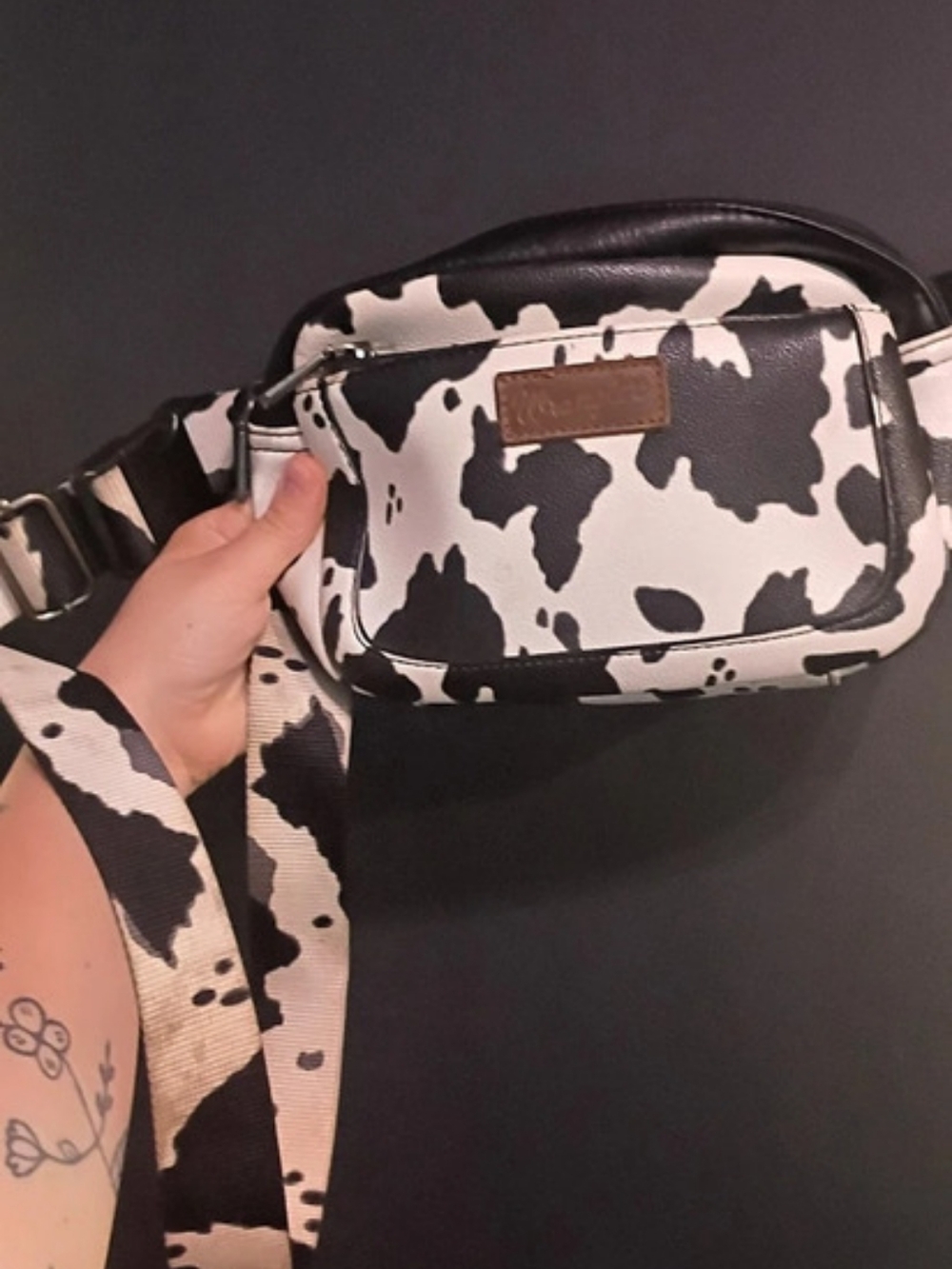 Wrangler Cow Print Belt-Bag Crossbody Bag White & Black